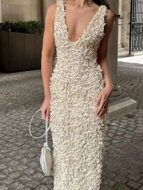 Elegant Cream Floral Appliqué V-Neck Dress